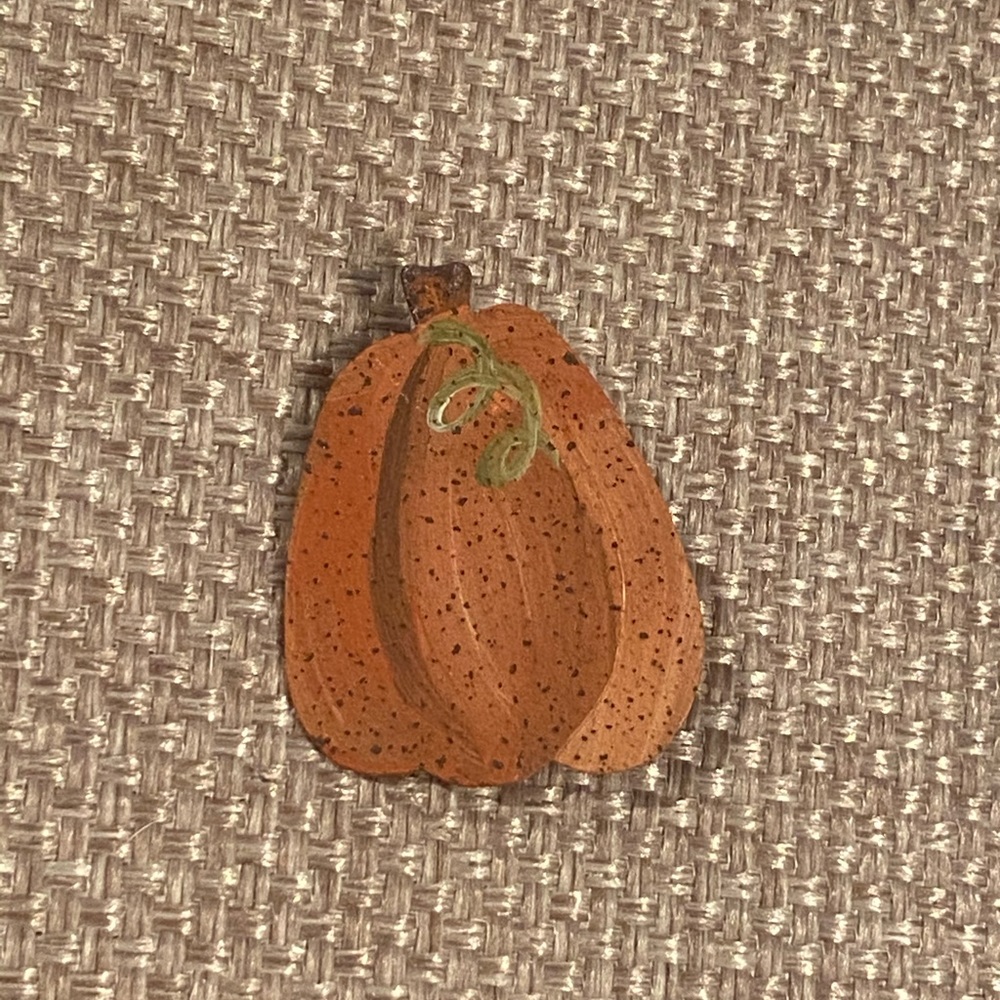 Handmade Pumpkin Pin/Brooch